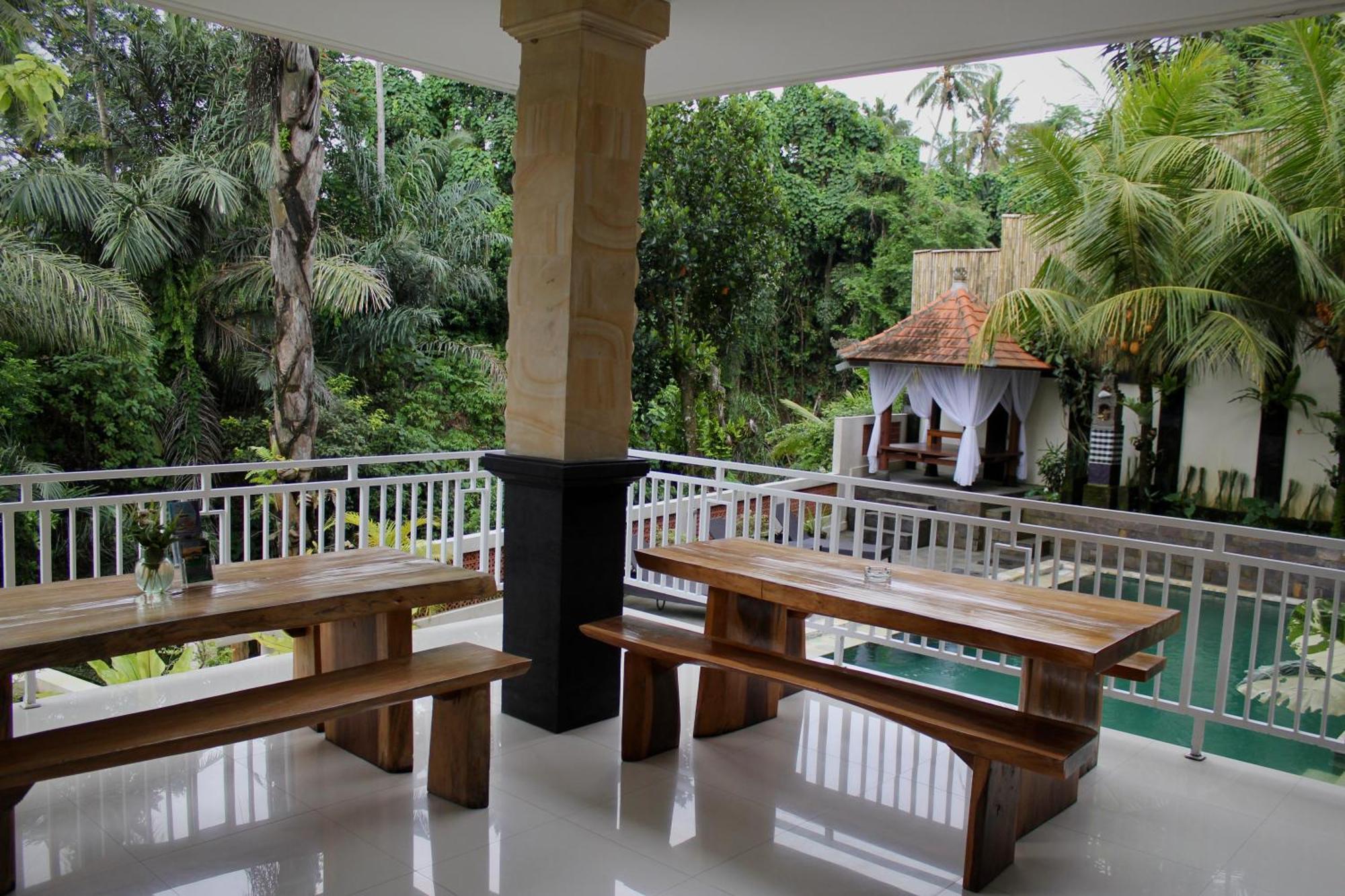 Hanaka Riverside Ubud Exterior foto